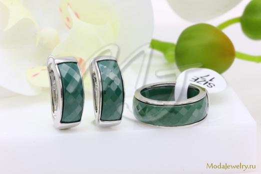 Серьги и кольцо керамика зеленая с гранями CNS23483