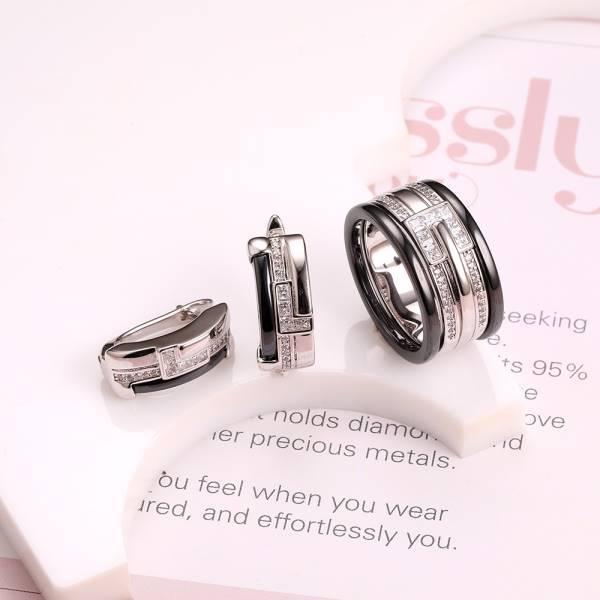 Серьги и кольцо черная керамика CN31462