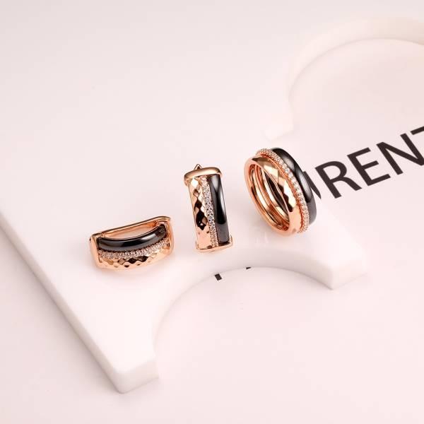 Серьги и кольцо керамика с огранкой черная CN32946